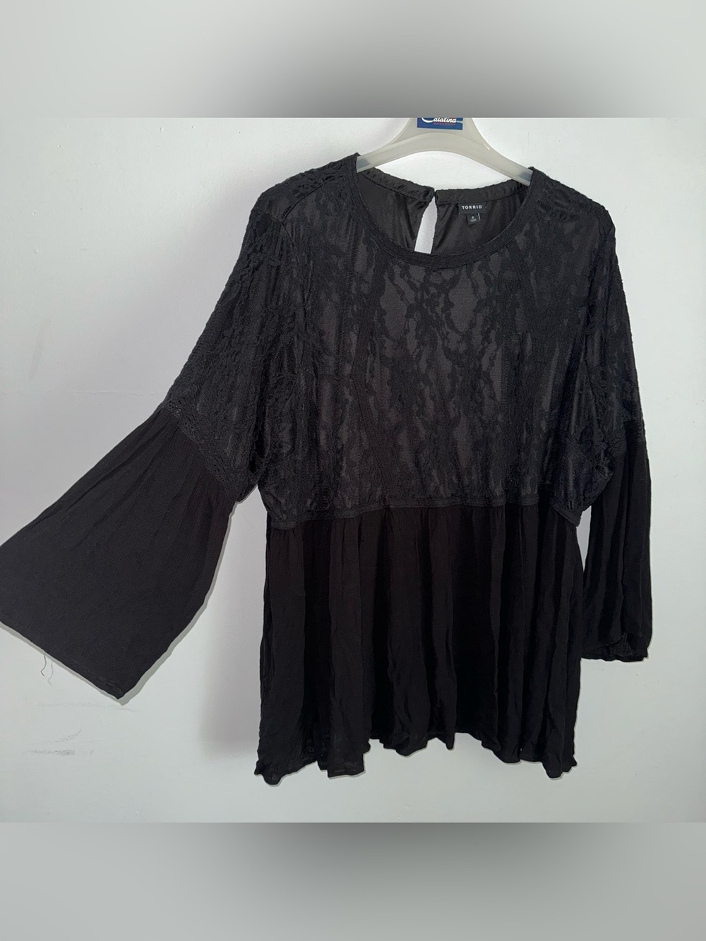 Torrid 6 Black Lace Long Bell Sleeve Blouse Top women’s 6x whimsigoth babydoll